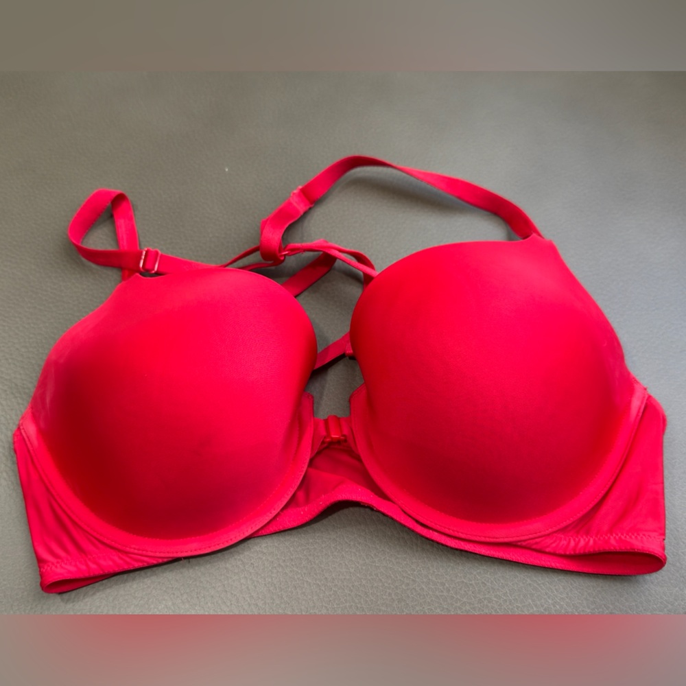 Victoria's Secret Vibrant Red Bra